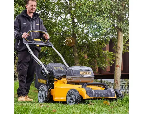 DEWALT DCMW 564 N 45990 82
