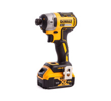 Аккумуляторный бесщеточный импульсный шуруповерт DEWALT DCF 887 P2