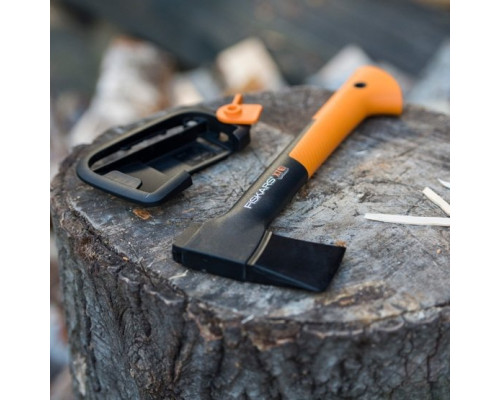 Топор Fiskars X7 - XS универсальный121423/1015618 Топор Fiskars X7 - XS универсальный121423/1015618