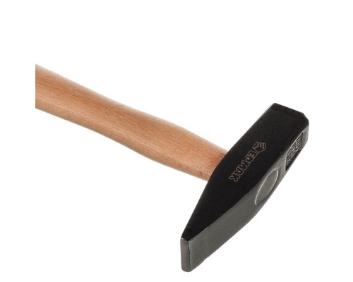Молоток кованый с деревянной ручкой 200 гр ЕРМАК 662-404