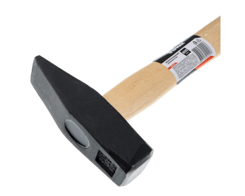 Молоток кованый с деревянной ручкой 800 гр ЕРМАК 662-410