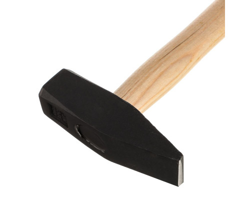 Молоток кованый с деревянной ручкой 800 гр ЕРМАК 662-410