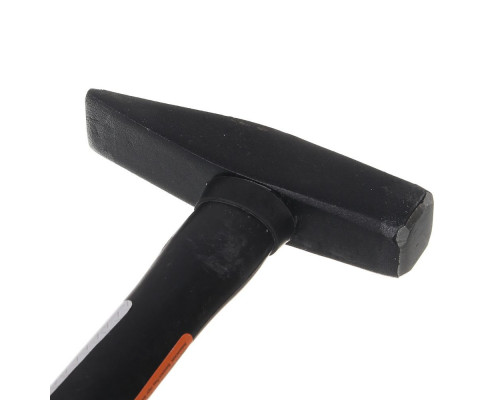 Молоток кованый с фиберглассовой двухкомпонентной ручкой 200 г ЕРМАК 