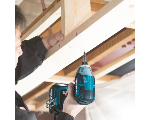 Аккумуляторный ударный шуруповерт Makita DTS141Z