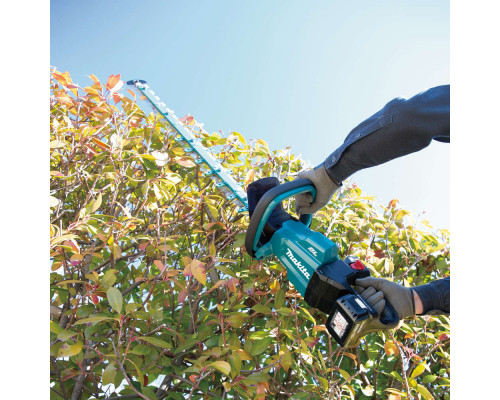Кусторез Makita LXT DUH602Z