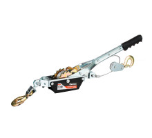 Лебедка ручная рычажная 2 т, длина троса 1,8 м ЕРМАК 737-012