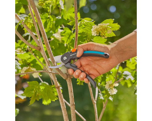 Секатор Gardena PremiumCut FreshWood 12241-20.000.00