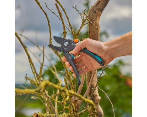 Секатор Gardena PremiumCut Pro Dry Wood 12250-20.000.00