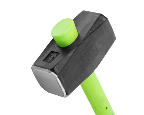 Кувалда СИБРТЕХ 7000 г, фибергласовая обрезиненная рукоятка 10898