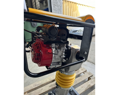 Вибротрамбовка 70 кг, 20 кН (Honda), чугунный корпус TOR RM-80 1049247