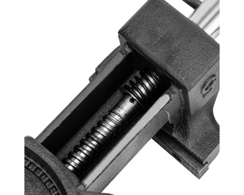 Тиски слесарные BVH-125, 125 мм, поворотные, стальная направляющая, с наковальней Denzel 18684