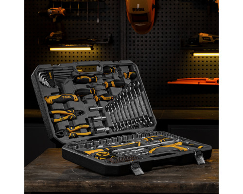 Набор инструментов, 1/2", 1/4", CrV, S2, пластиковый кейс, 100 предметов Denzel 15803