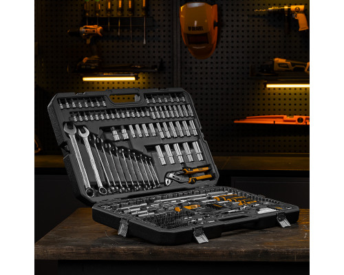 Набор инструментов, 1/2", 3/8", 1/4", CrV, S2, пластиковый кейс, 232 предмета Denzel 15808