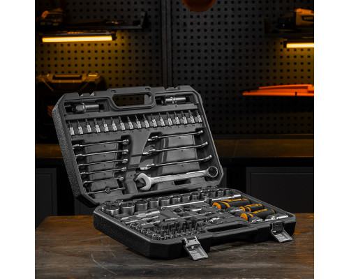 Набор инструментов, 1/2", 1/4", CrV, S2, пластиковый кейс, 82 предмета Denzel 15809