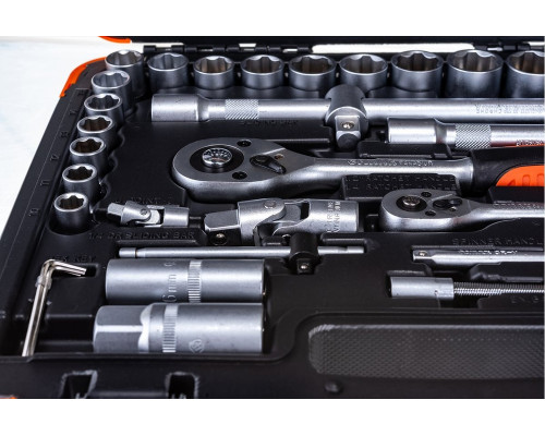 Набор профессионального инструмента ЕРМАК 94 предмета 736-039