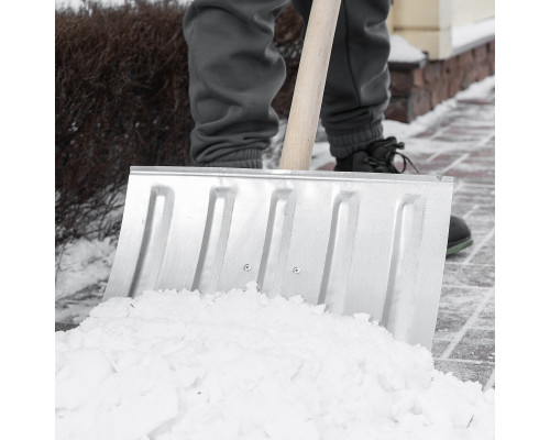 Лопата стальная, оцинкованная 420 x 370 х 1370 мм с деревянным черенком Сибртех 61680