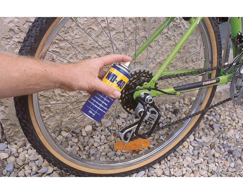 Средство смазочное универсальное WD-40 100 мл ORIGINAL WD0000/6 Средство смазочное универсальное WD-40 100 мл ORIGINAL WD0000/6
