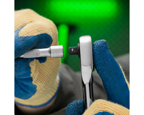 Ключ-трещотка 1/4", 45 зубьев, цельнометаллический, с быстрым сбросом, CrV, хром Сибртех 14014