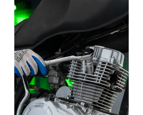 Ключ-трещотка 1/2", 45 зубьев, цельнометаллический, с быстрым сбросом, CrV, хром Сибртех 14019