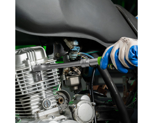 Ключ-трещотка телескопический 3/8", 215-315 мм, 72 зуба, с быстрым сбросом Сибртех 14076