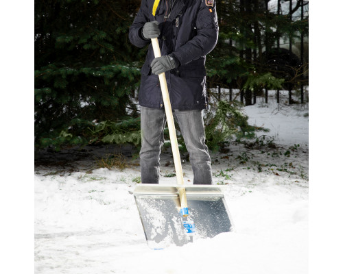Лопата тротуарная, алюминиевая, 600 х 400 х 1420, деревянный черенок Сибртех 61490