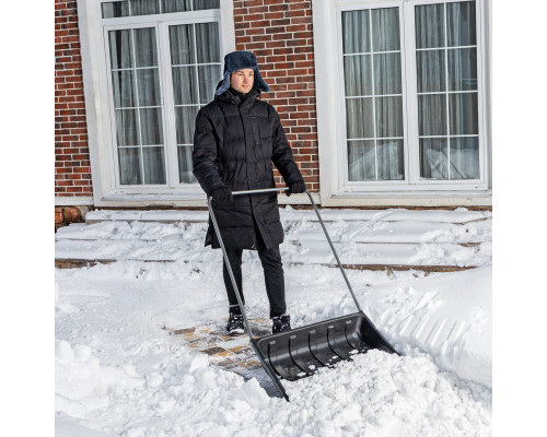 Движок для уборки снега пластиковый, 695 х 540 х 1460 мм, стальная рукоятка Сибртех 615935