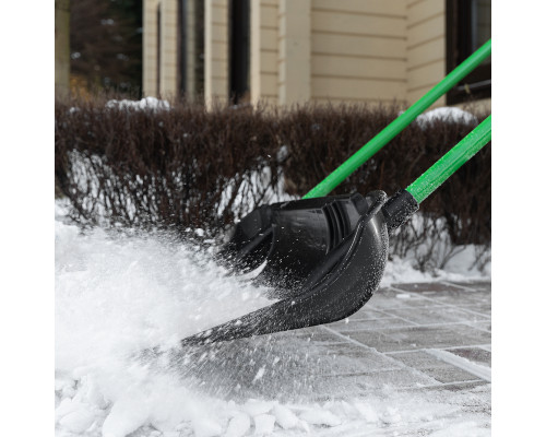 Скрепер для уборки снега PALISAD BASE полипропилен, 710x320x1325 мм, усиленная стальная рукоятка 61689