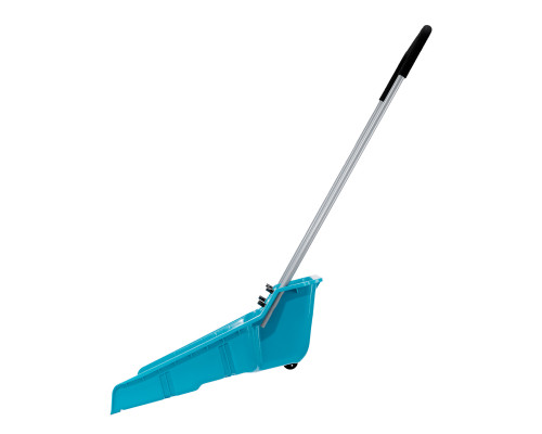 Скрепер-волокуша для уборки снега PALISAD LUXE полипропилен, колеса, 595х715х1445мм, рукоятка с ПВХ 61694