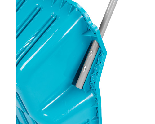 Скрепер-волокуша для уборки снега PALISAD LUXE полипропилен, колеса, 595х715х1445мм, рукоятка с ПВХ 61694