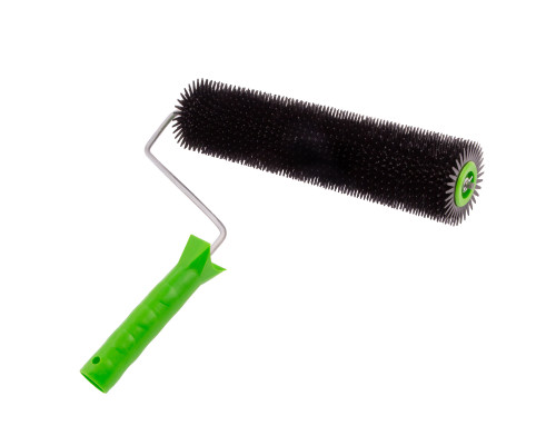 Валик игольчатый для наливных полов с ручкой, острая игла, 300 мм Сибртех 81111