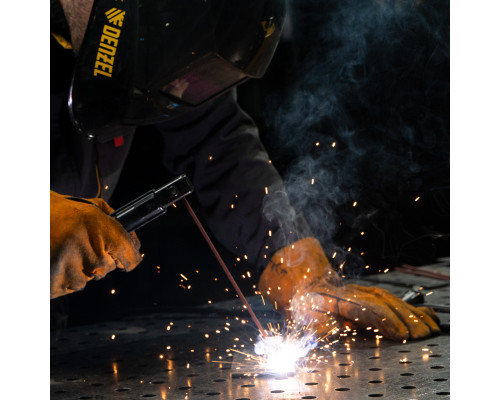 Инверторный сварочный полуавтомат Denzel IMIG-185SDR 94363 Инверторный сварочный полуавтомат Denzel IMIG-185SDR 94363