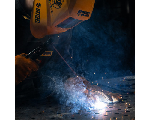 Инверторный сварочный полуавтомат Denzel MIG-160 94309 Инверторный сварочный полуавтомат Denzel MIG-160 94309